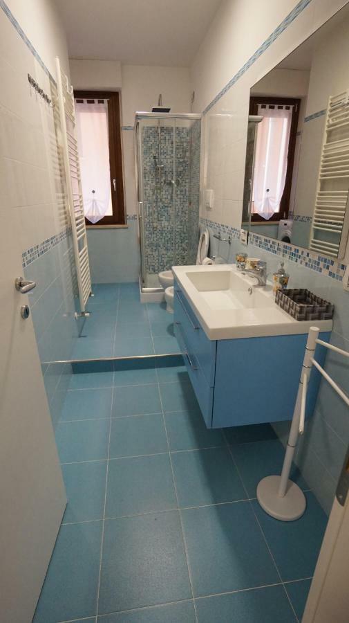 Residenza Topazio Сан-Бенедетто-дель-Тронто Екстер'єр фото